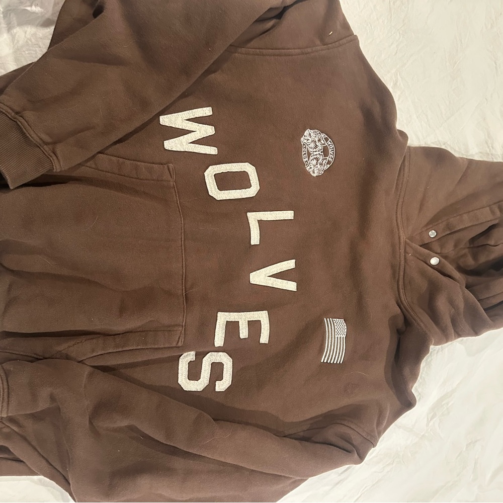 Brown Wolves Hoodie and Shorts Set - Picture 3 of 5